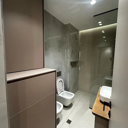 Apartment Fjori Di Bosco Tirana